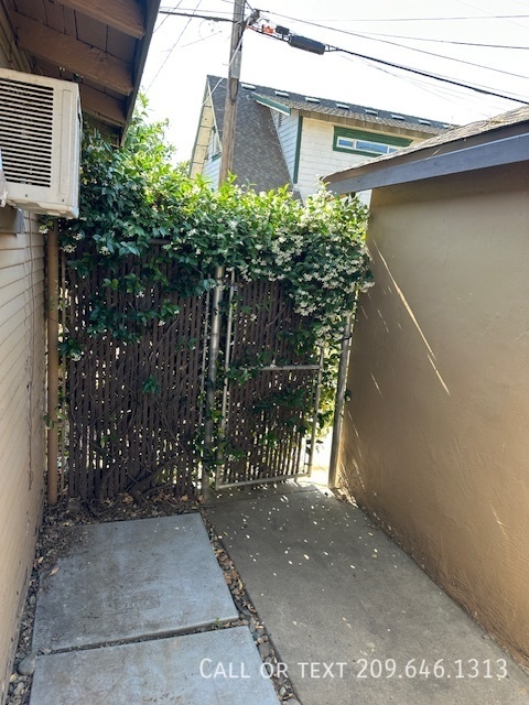115 1/2 POPLAR
