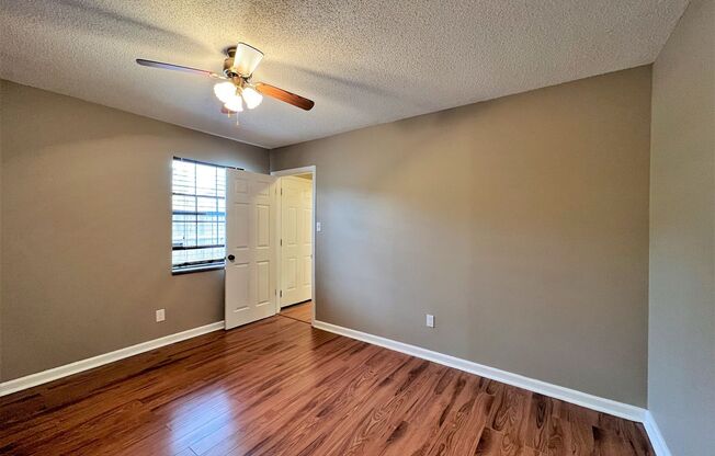 2 beds, 2 baths, $1,600, Unit Apt. 1