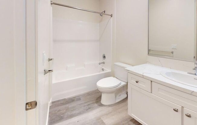 Studio, 2 baths, 867 sqft, $2,795, Unit Live/Work Loft - B