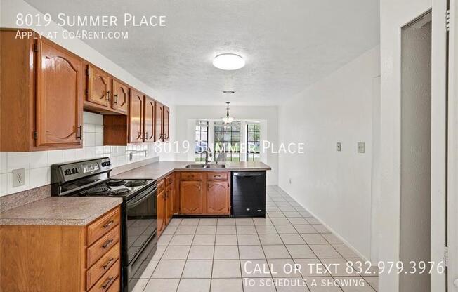 8019 SUMMER PL