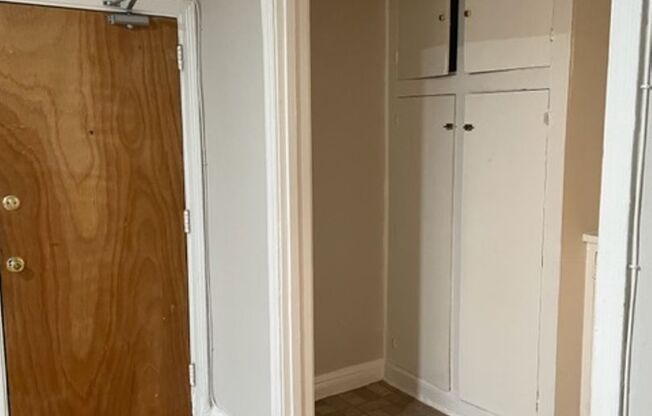 Studio, 1 bath, 560 sqft, $1,188, Unit 2