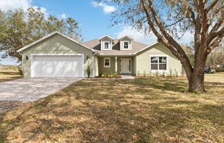 MOVE IN SPECIAL- Beautiful Brand New 4/2 Home on 3/4 Acre For Rent in St. Cloud