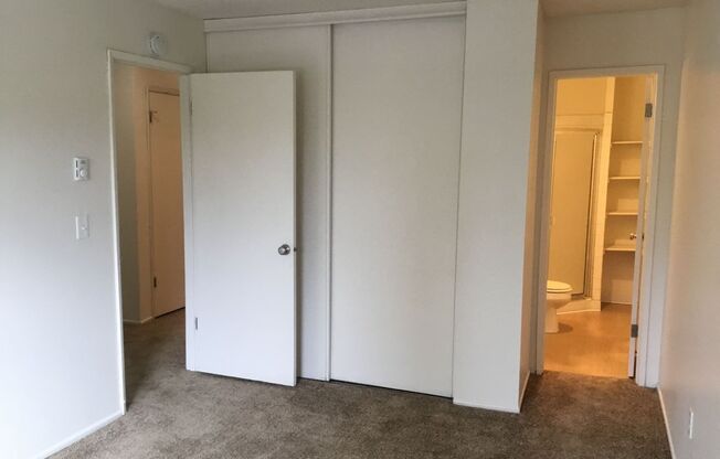 2 beds, 2 baths, 847 sqft, $1,550, Unit 15