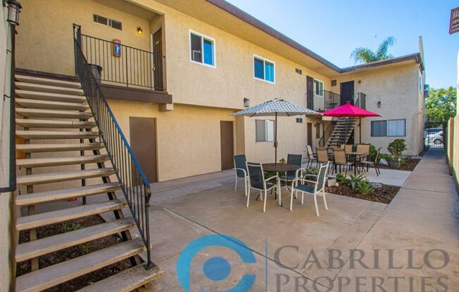 4423-4425 52nd Street