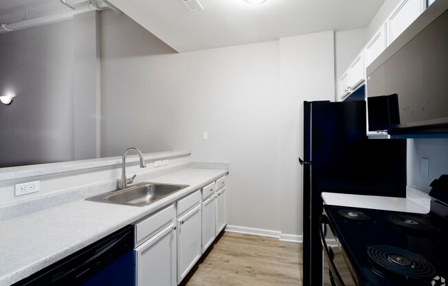 2 beds, 2 baths, 1,075 sqft, $1,325, Unit 124