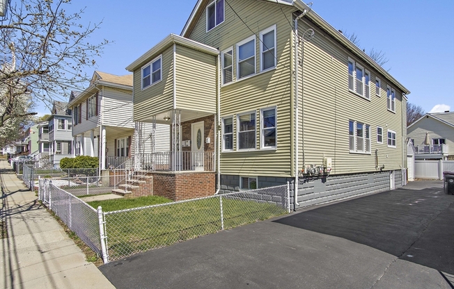 24 ENGLEWOOD AVE