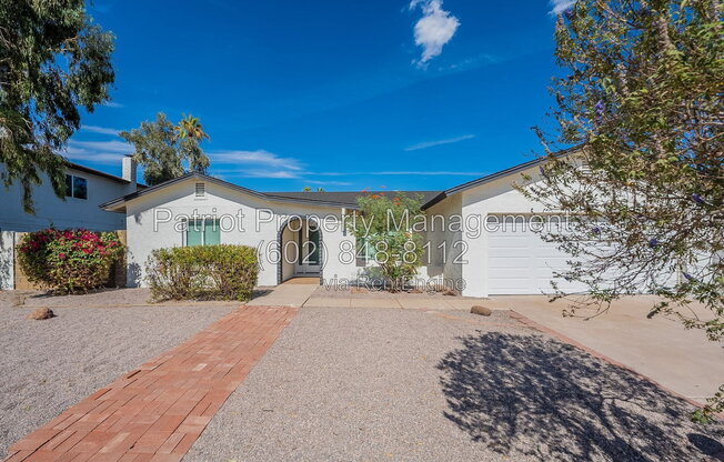 3 beds, 2 baths, 1,895 sqft, $2,250
