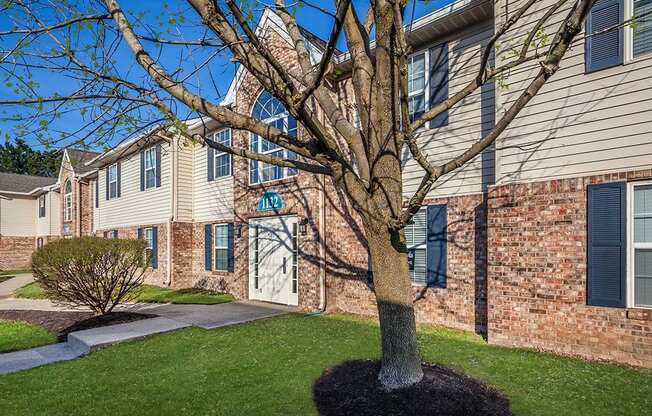 Apartments Exterior at Bexley Village, Greenwood, IN, 46143