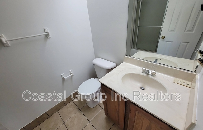 921 WILDWOOD SQ CT