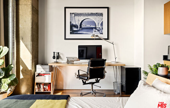 1 bed, 1 bath, 950 sqft, $3,850, Unit 425