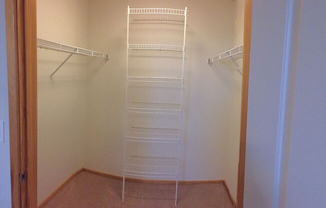 1 bed, 1 bath, 679 sqft, $1,415, Unit 419