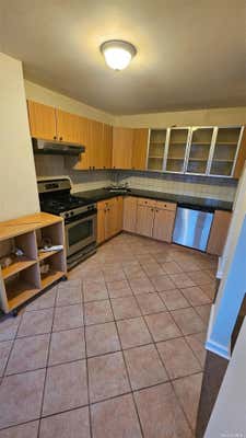 2 beds, 1 bath, $2,600