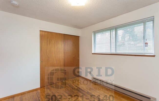 3 beds, 2 baths, $2,295