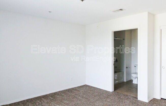 2 beds, 2 baths, 1,047 sqft, $2,895, Unit 412