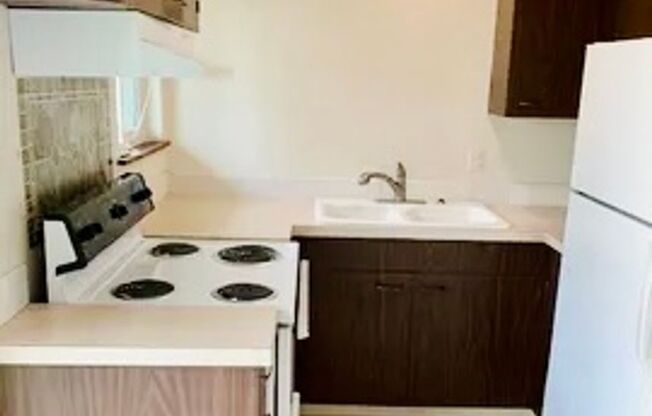 1 bed, 1 bath, 825 sqft, $1,475, Unit 6625B