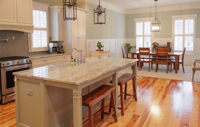 4 Bedroom, 4.5 Bathroom Home!