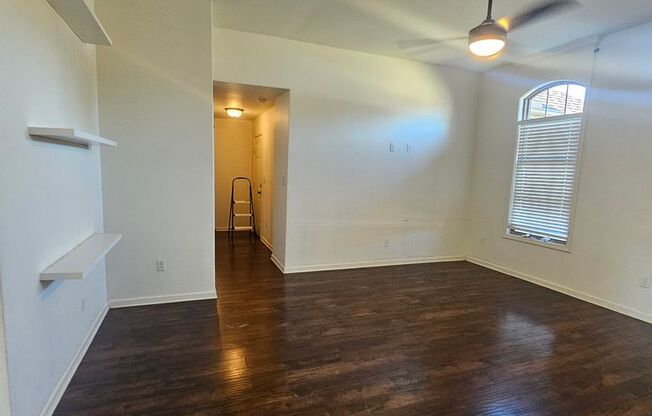 3 beds, 2 baths, $1,700