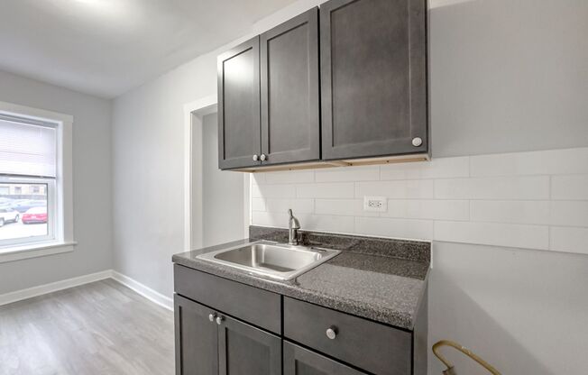 Studio, 1 bath, $1,195, Unit 4606-1C