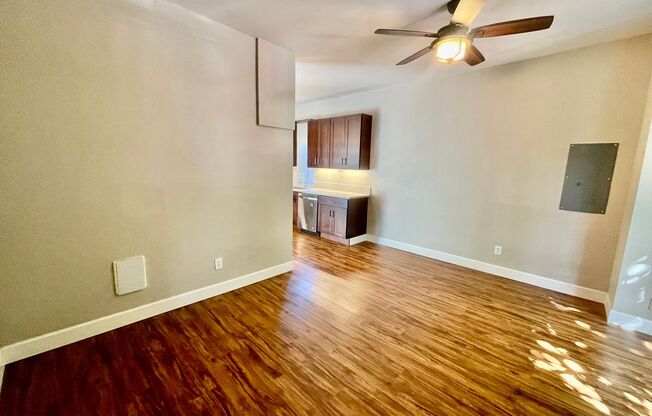 Prime Location! Modern 2BD/1 BA with A/C & EV Charging Steps from Mississippi