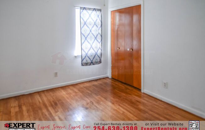 3 beds, 1 bath, $1,250