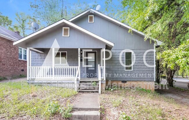 1304 E 1 ST