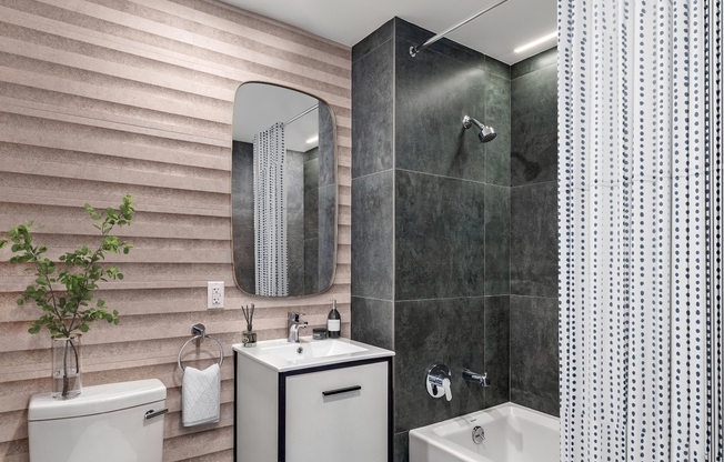 Studio, 1 bath, 402 sqft, $2,511, Unit 308