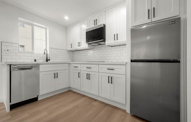 4320 Santa Rosalia Dr.