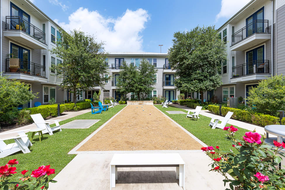 Welcome to Burnet Flats