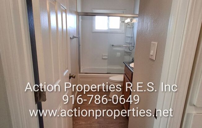 2 beds, 1 bath, $1,550, Unit UNIT # 4