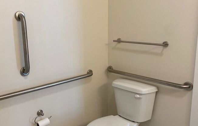 2 beds, 2 baths, 600 sqft, $1,599