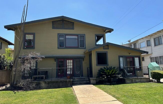1409 Lyndon