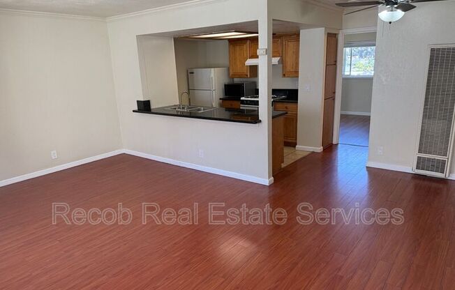 5350 5358 REX AVE