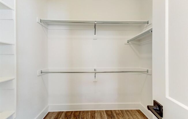 2 beds, 2.5 baths, 1,148 sqft, $1,850, Unit 4500 Colosseum Way