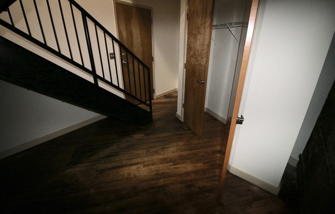 1 bed, 1 bath, 953 sqft, $1,575, Unit APT 31W