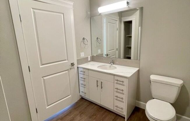 1 bed, 1 bath, 453 sqft, $1,895, Unit 418-301