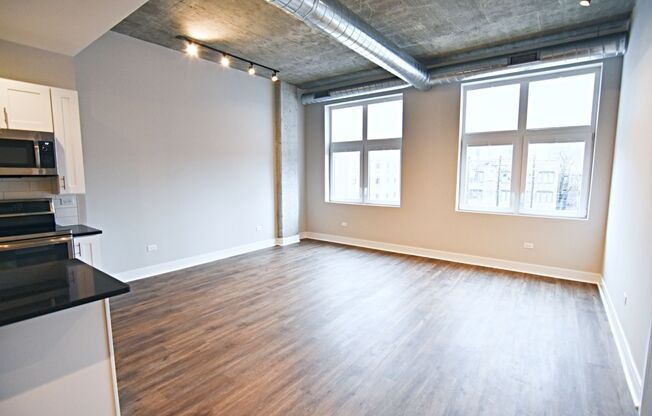 1 bed, 1 bath, 673 sqft, $3,050, Unit 3833-314