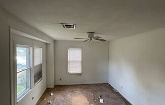 3 beds, 1 bath, $895