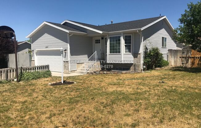 4 beds, 2 baths, $2,290