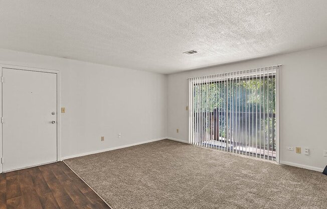 The Retreat at Mill Creek Apartments