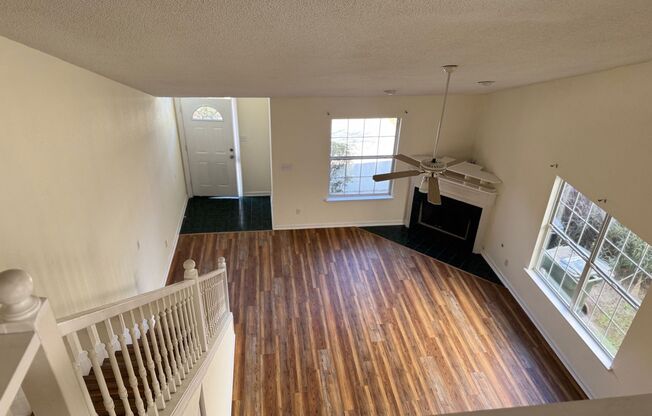 2 beds, 2 baths, $1,400