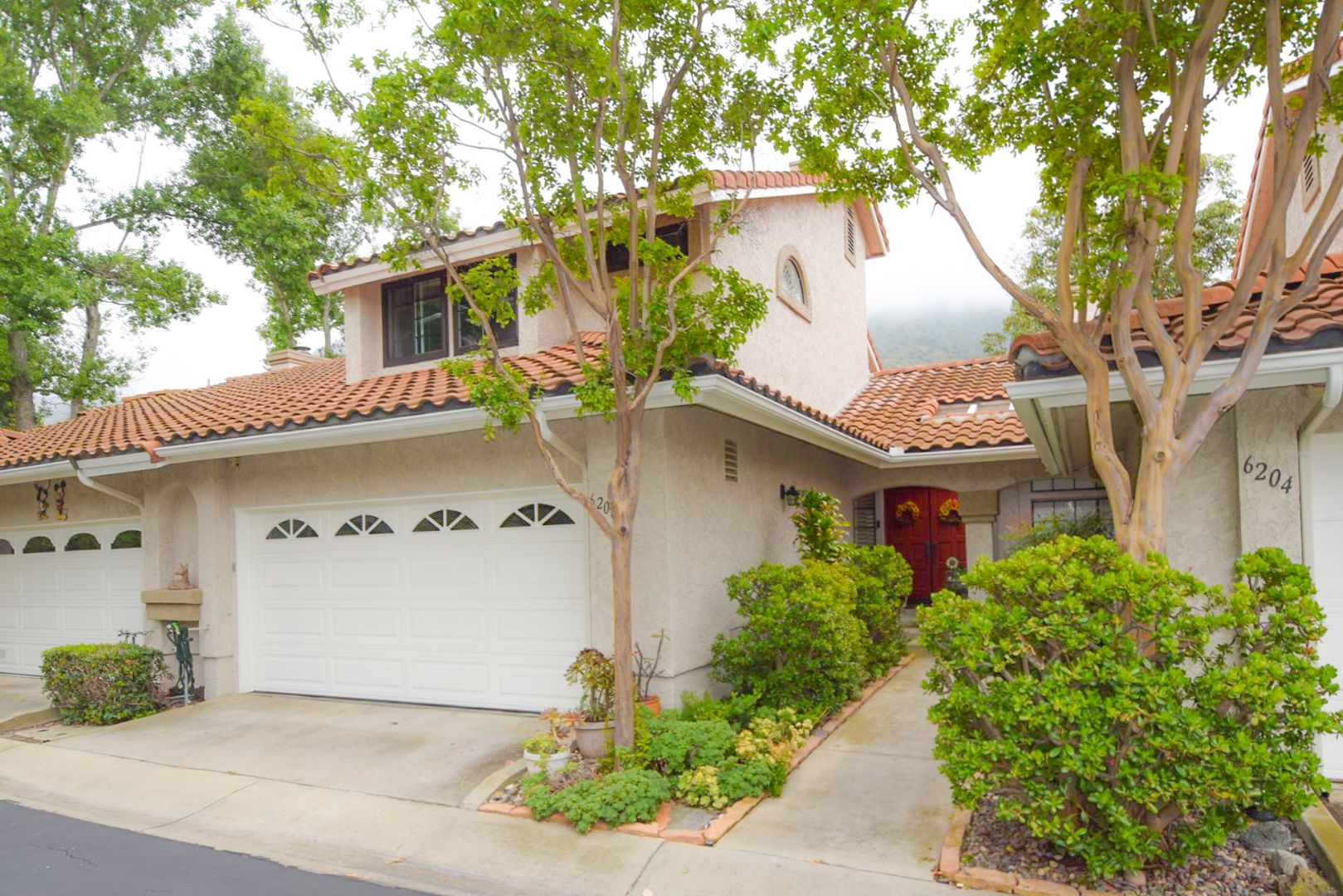 2BED/2.5BATH Townhome in Camarillo