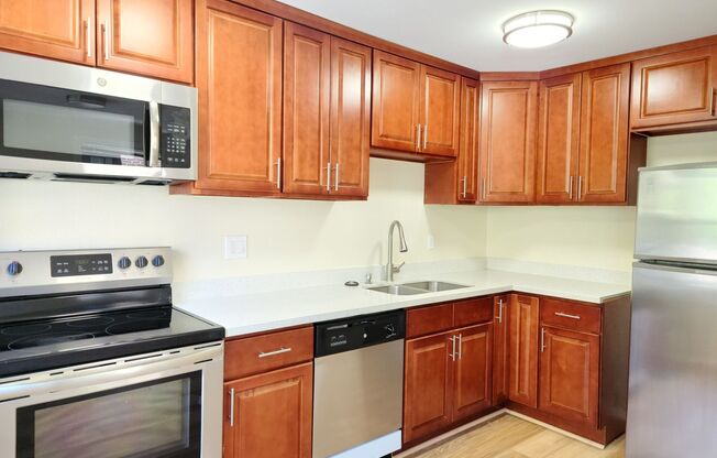 Eugene Apartments in Capital Hill