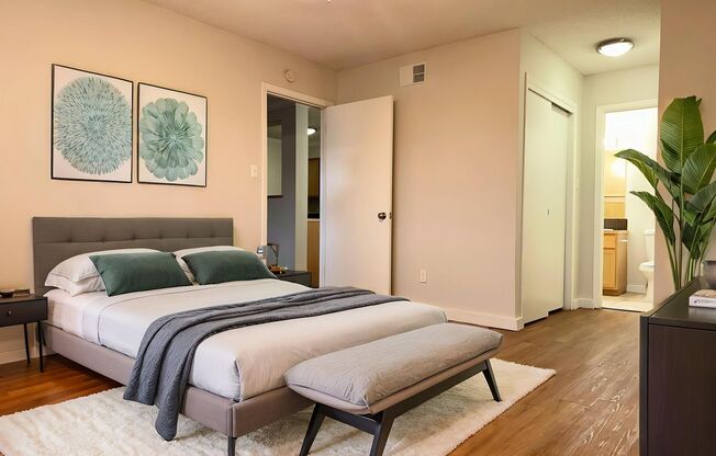 1 bed, 1 bath, 720 sqft, $1,229, Unit BOU-112