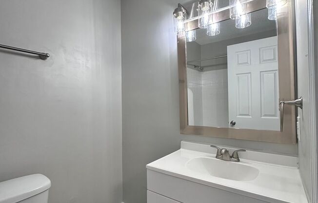 2 beds, 1.5 baths, 1,010 sqft, $1,575, Unit 71H