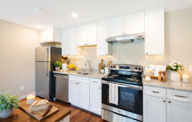 1 bed, 1 bath, 617 sqft, $1,650, Unit C207