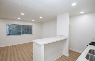 Studio, 1 bath, 472 sqft, $1,625, Unit 1