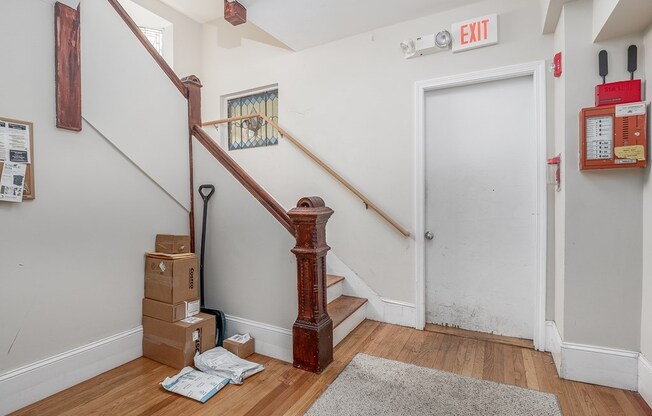 Studio, 1 bath, 290 sqft, $2,175, Unit 1