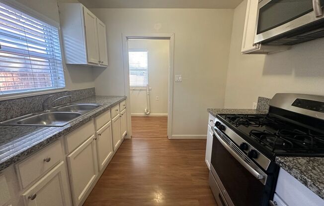 2 beds, 1 bath, $1,795