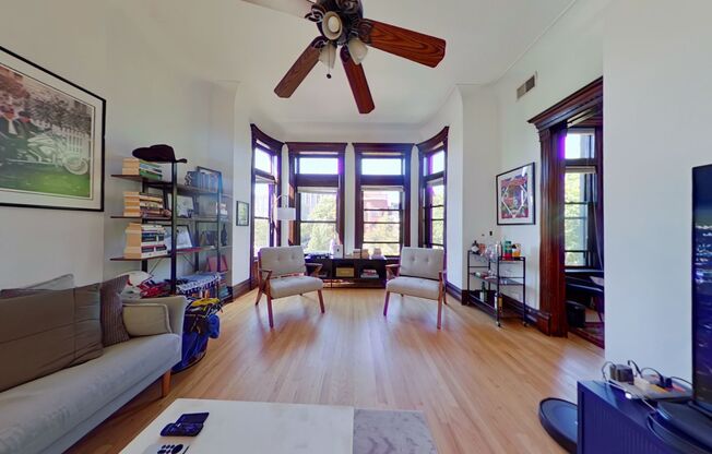 859 Oakdale/2915-19 Mildred