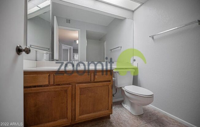 2 beds, 2 baths, $1,499, Unit UNIT 115